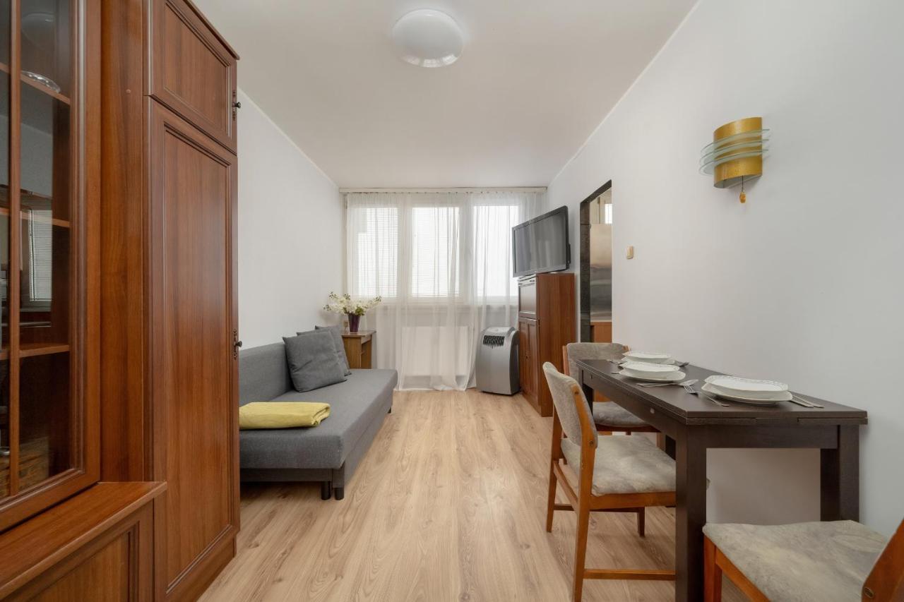 10th Floor With A View In By Renters